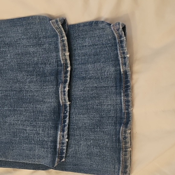 American Eagle Kick Boot Jeans - Picture 6 of 9